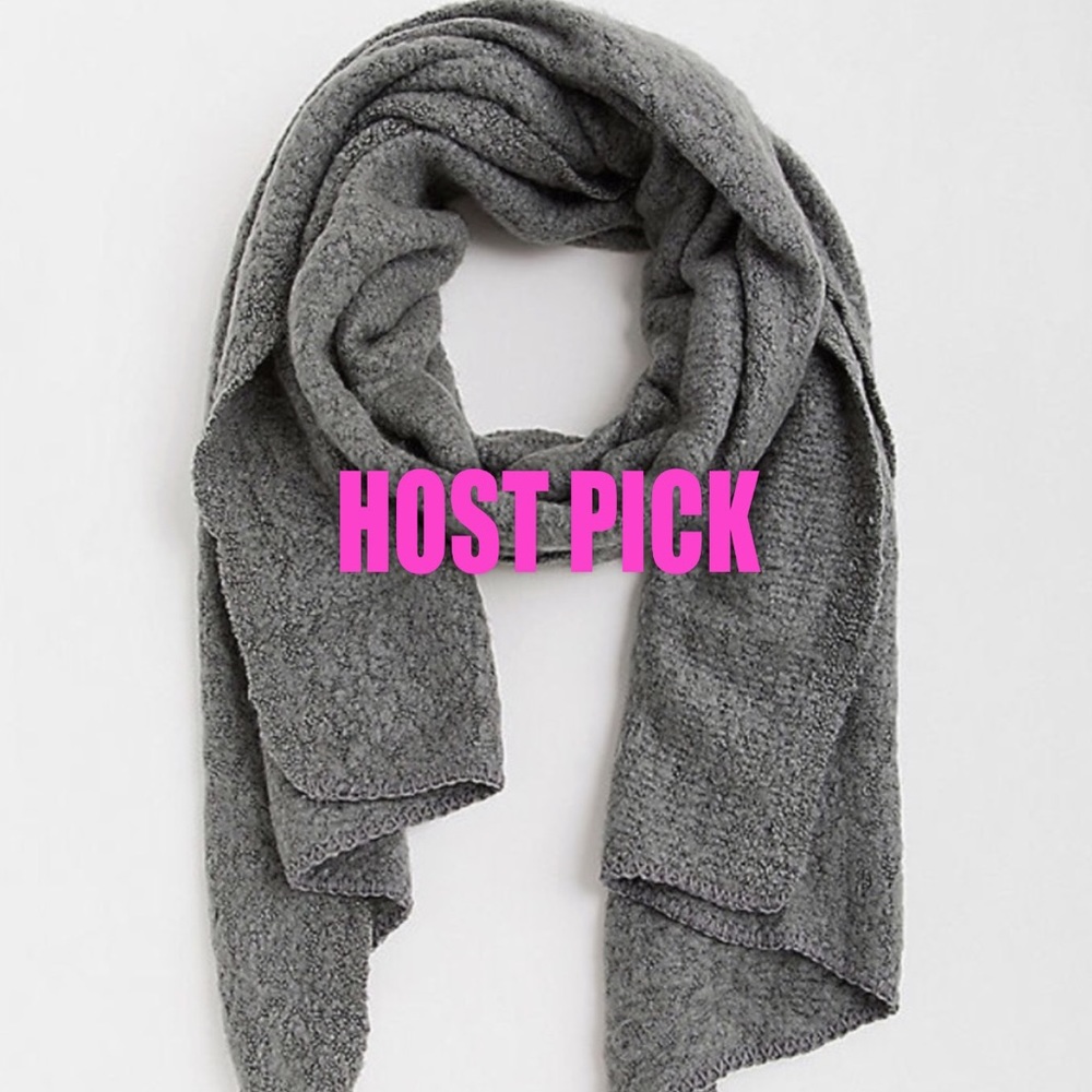 TORRID GRAY BOUCLE SCARF